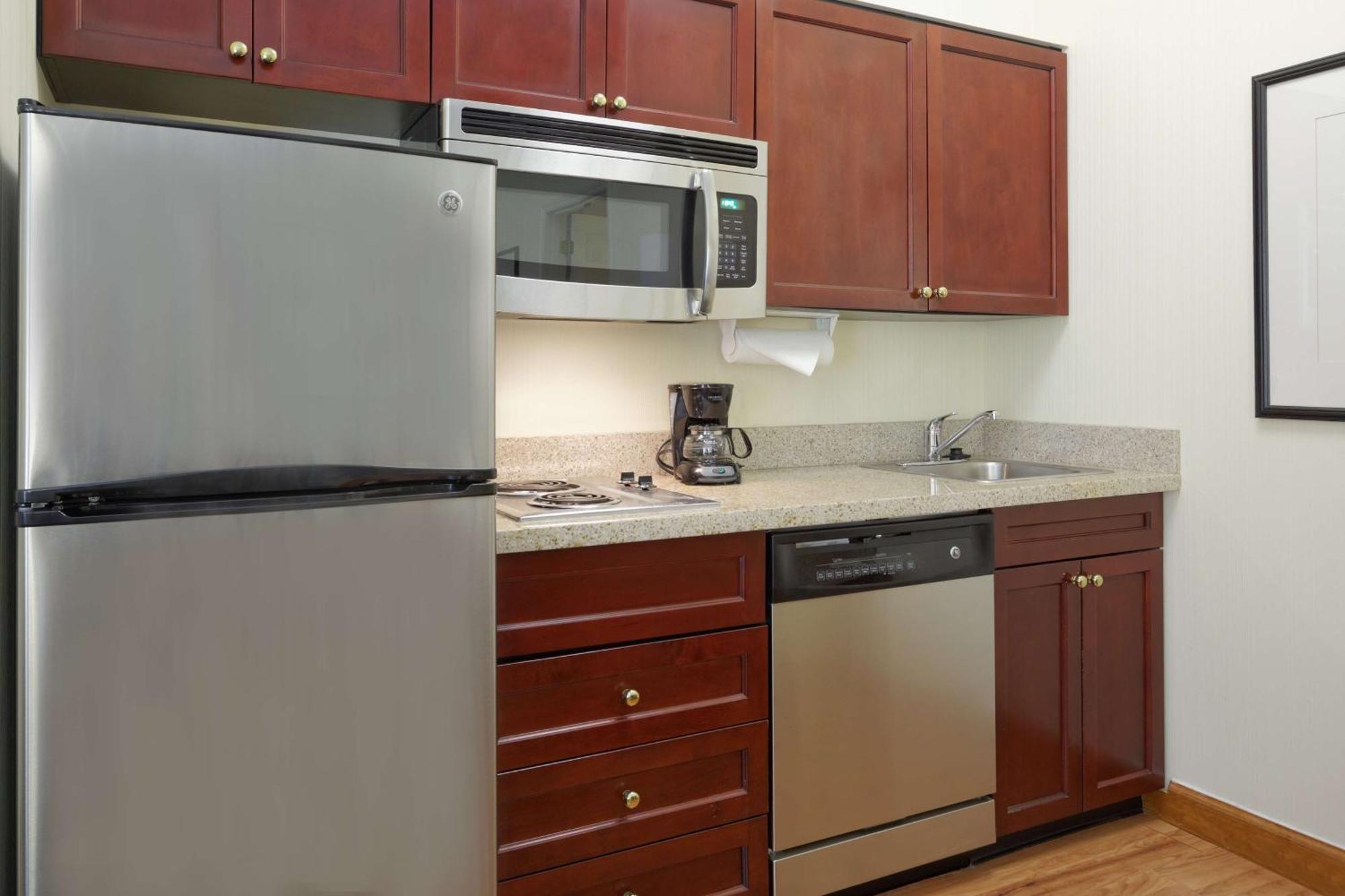 Homewood Suites By Hilton Raleigh/Crabtree Valley Екстериор снимка