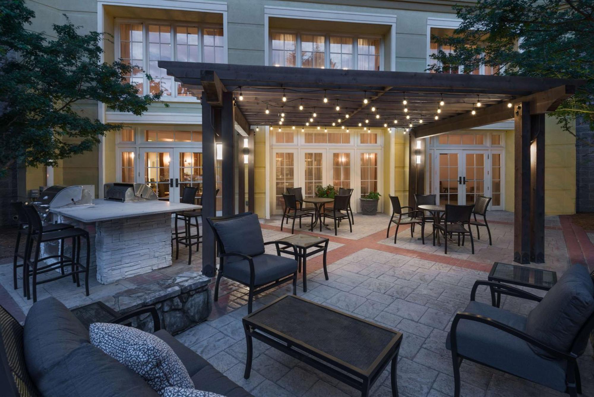 Homewood Suites By Hilton Raleigh/Crabtree Valley Екстериор снимка