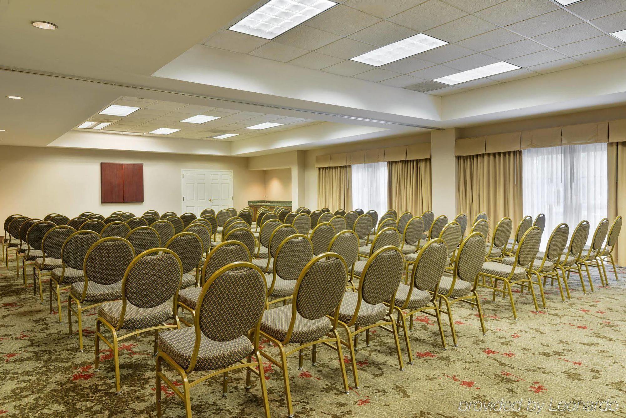 Homewood Suites By Hilton Raleigh/Crabtree Valley Екстериор снимка