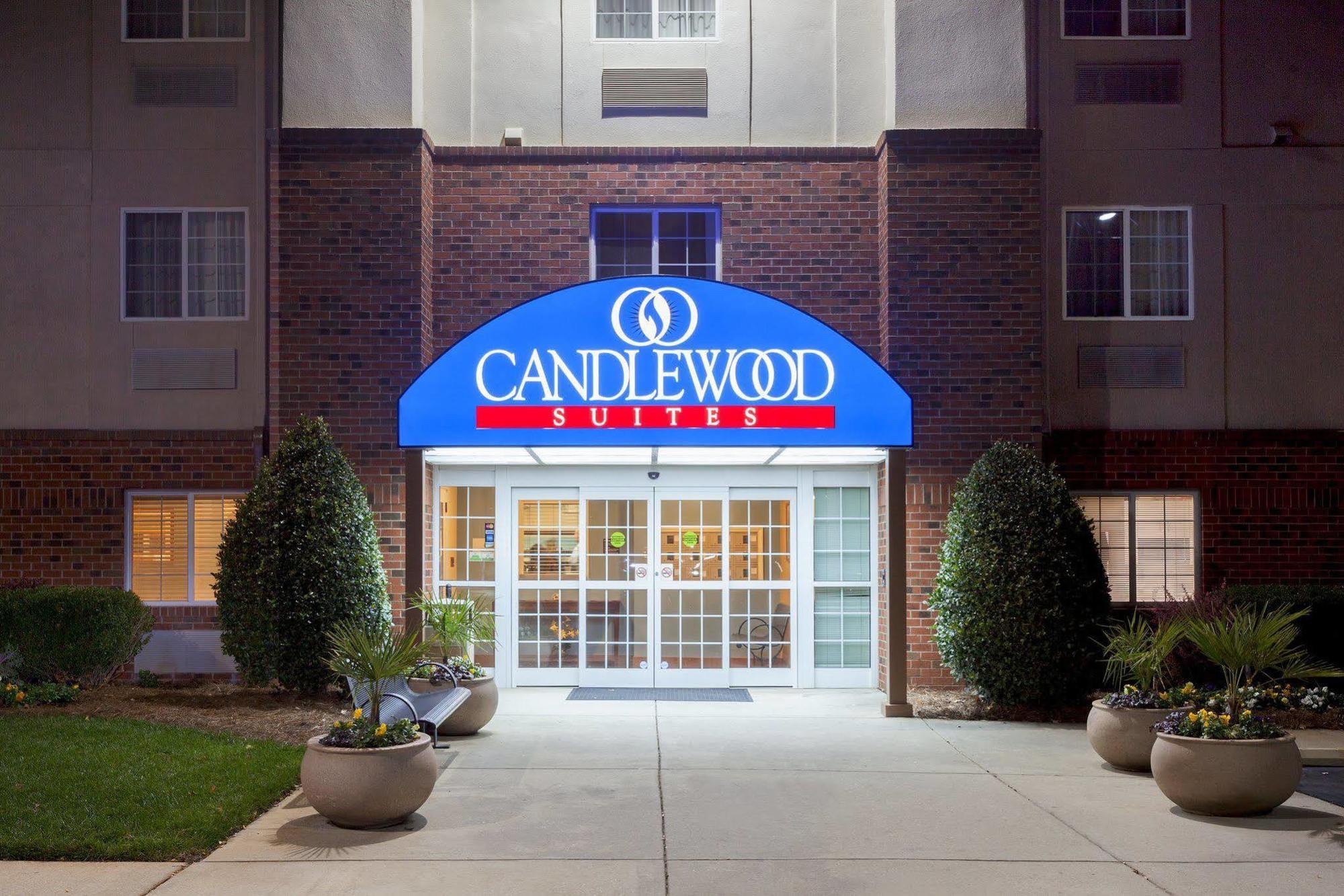 Homewood Suites By Hilton Raleigh/Crabtree Valley Екстериор снимка