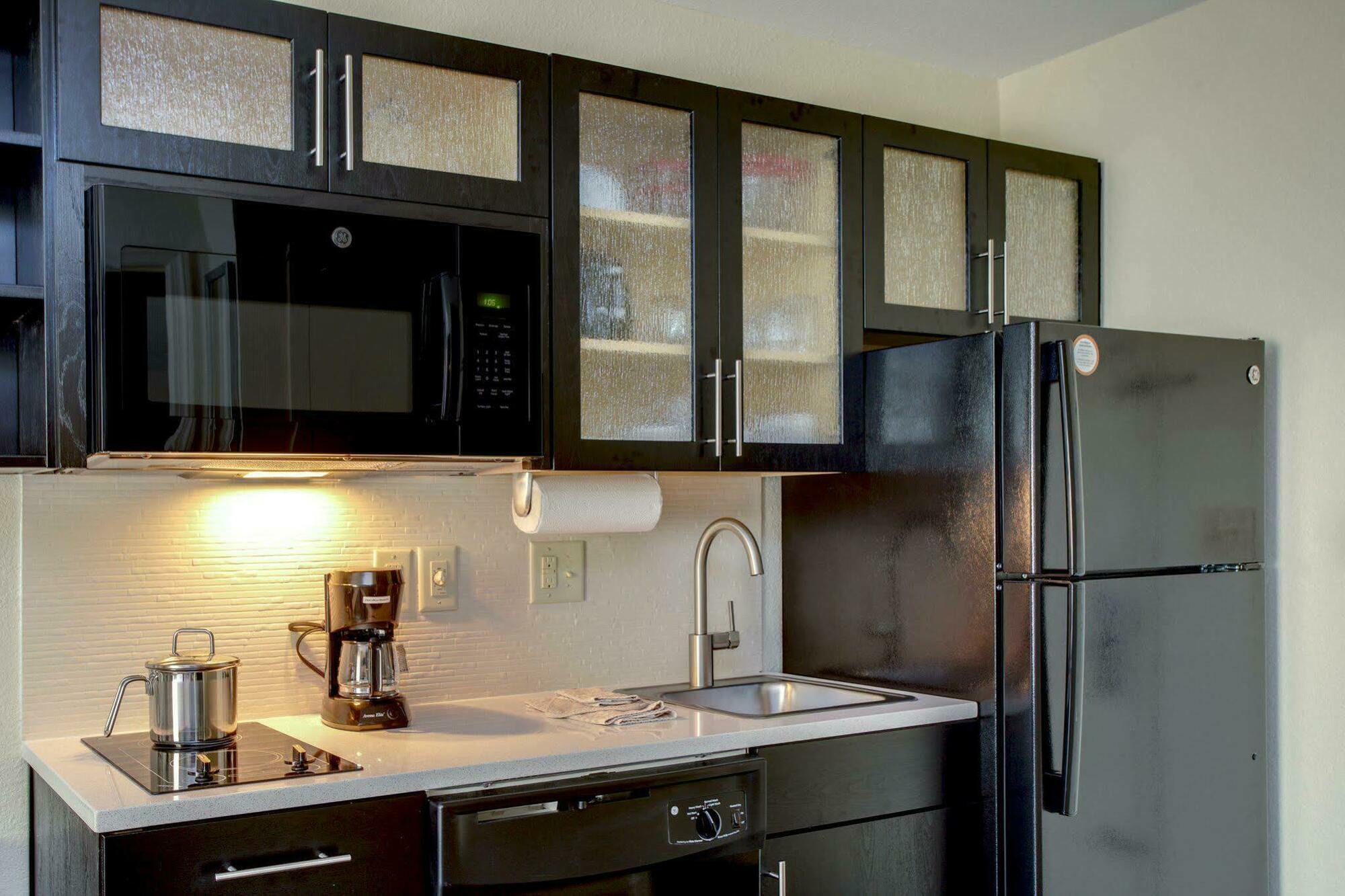 Homewood Suites By Hilton Raleigh/Crabtree Valley Екстериор снимка